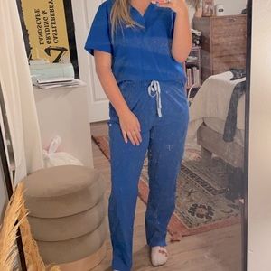 Women’s Fig Scrub Set Royal Blue